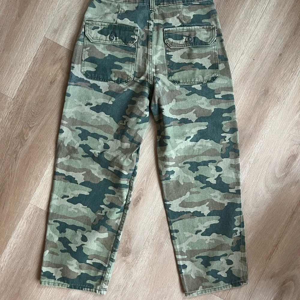 Free People Remy Camouflage printed Capri